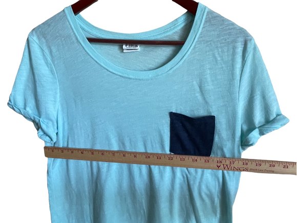 Pink Victorias Secret Women Short Sleeve TShirt Light Blue SZ Medium Pocket - Picture 4 of 7